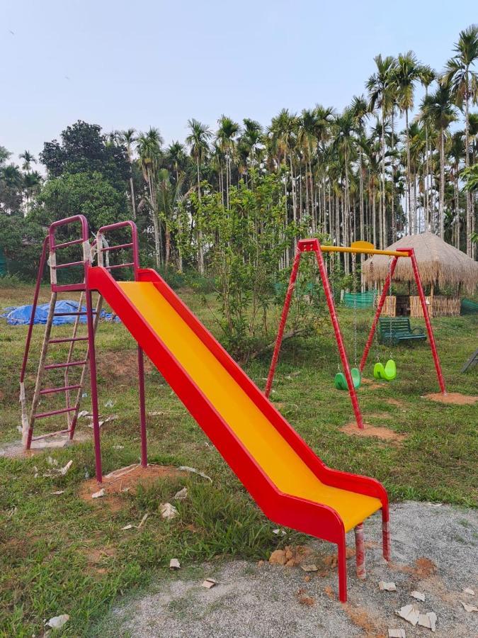 Three Roots Holiday Home Resort Салтэн-Батери Экстерьер фото